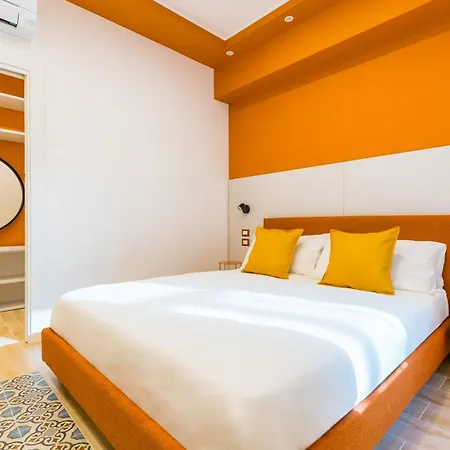 Colonna By Wonderful Italy * Nápoly