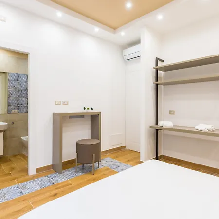 Colonna By Wonderful Italy Apartman *