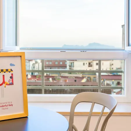 Colonna By Wonderful Italy * Nápoly